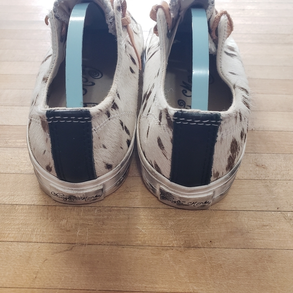 Naughty Monkey Cream and Brown Sneakers Size 8 - Picture 4 of 9